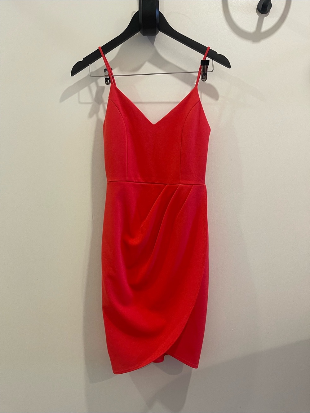 Lulu's Coral-Red V-Neck Spaghetti Strap Mini Dress